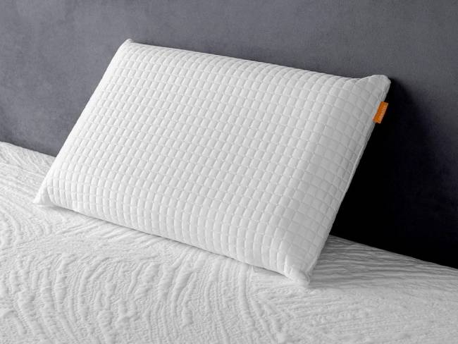 Подушка Innovo Space M