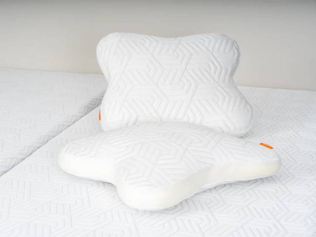 Подушка Embrace